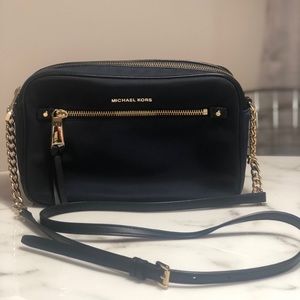 Michael Kors Nylon East West crossbody